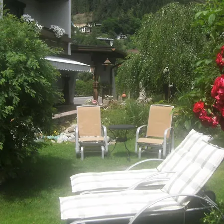 Garni Gerhard 3*
