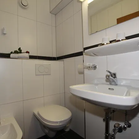 Garni Gerhard فندق مبيت وإفطار 3*