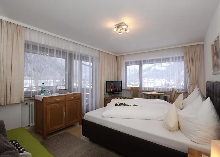 Garni Gerhard Bed & Breakfast Oetz