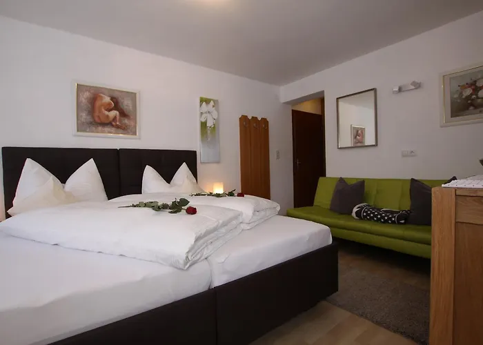 Garni Gerhard Bed & Breakfast 3*