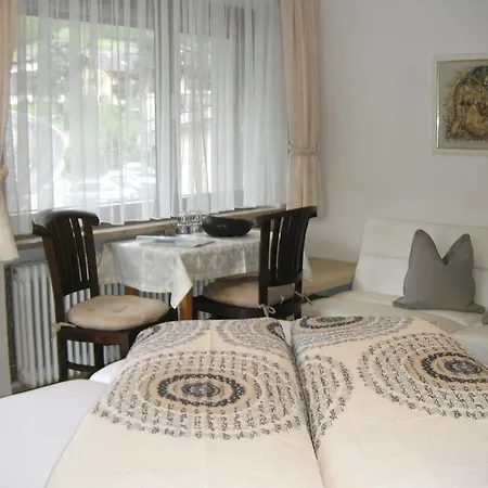 Bed & Breakfast Garni Gerhard *