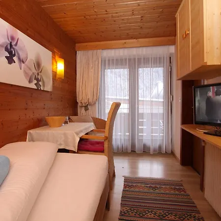 Garni Gerhard Bed and breakfast 3*