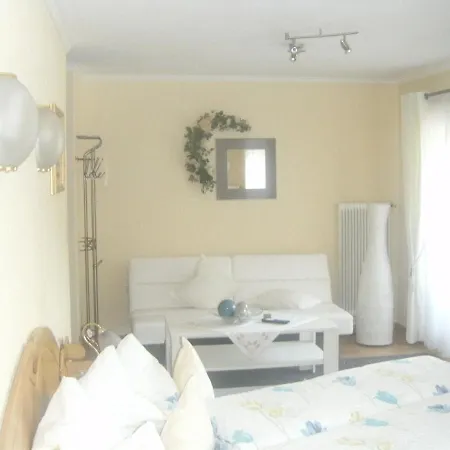 Bed & Breakfast Garni Gerhard