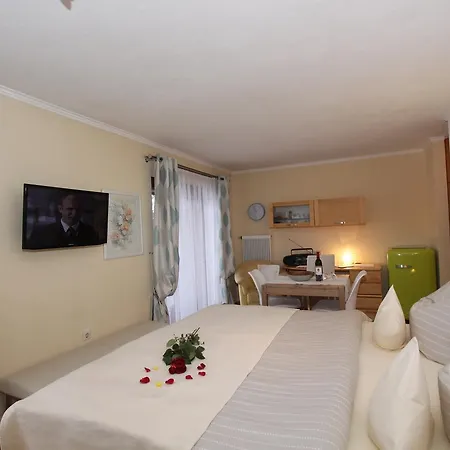 Garni Gerhard Bed & Breakfast