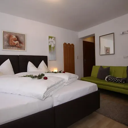 Garni Gerhard Bed & Breakfast *